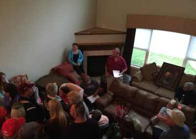 Moving auction photo