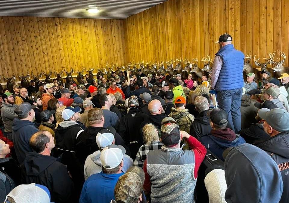 Auctions work for both live and online auctions and this image shows a live auction in action