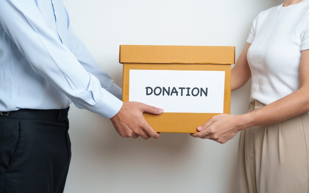 Asset donation versus auction