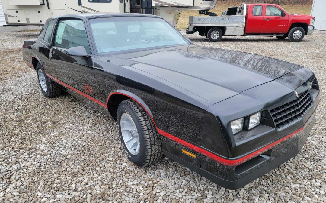 Buy and Sell Collectibles with Hoffman Auctions